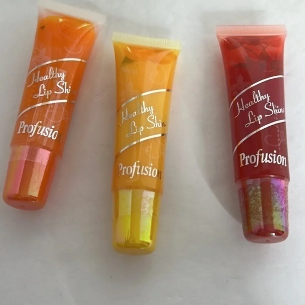 Make up bundle with drink bottle